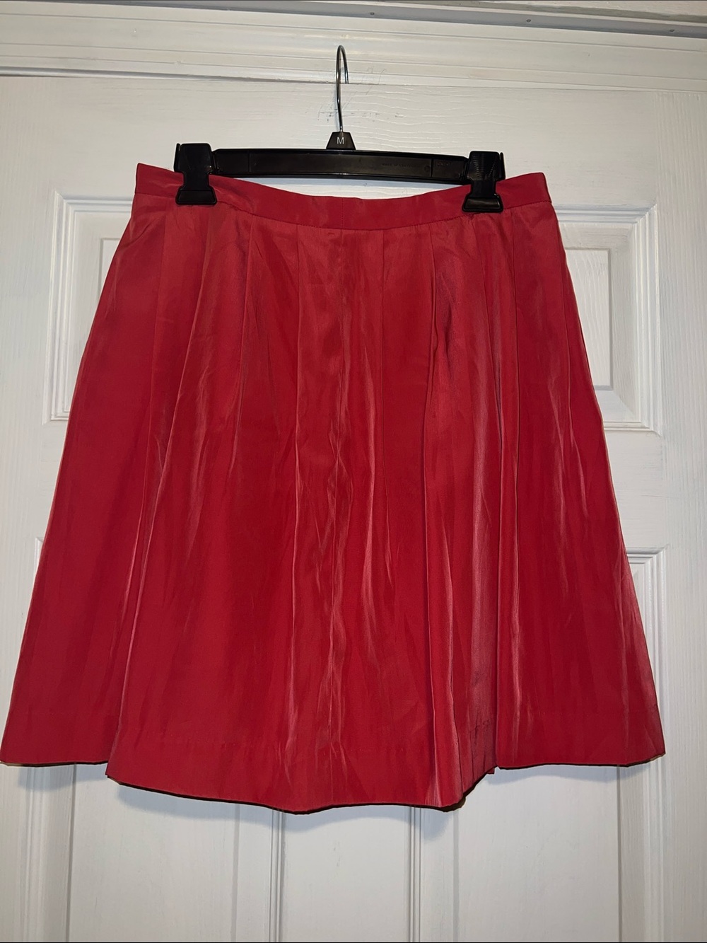 Uniqlo Red A-Line Pleated Stain Skirt